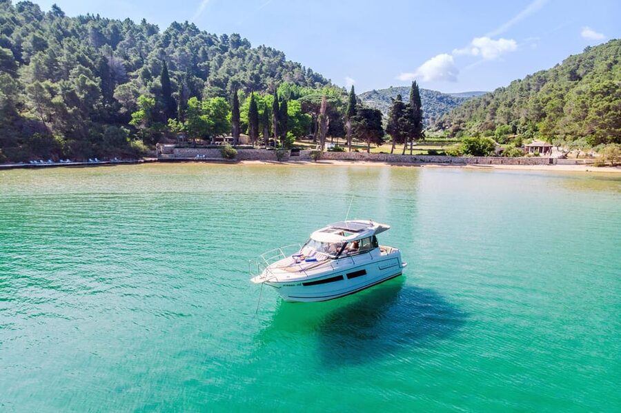 Private speedboat tours Sea Symphony - Rasotica Bay for the Last Swim: Pine Trees and Quiet Water