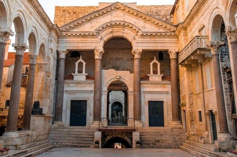 Private Split & Trogir Wine Tasting & Vineyard with Sea View - Trogir Old Town UNESCO: why the layout feels rewarding