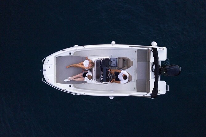 Private tour to the Elafiti with Barracuda 545 - half day 4h - Key highlights that make this half-day Elafiti tour work