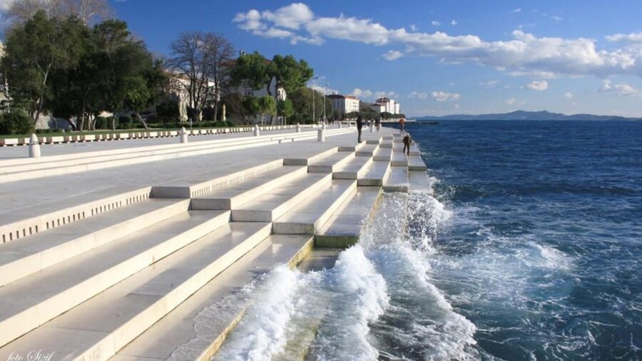 Private Zadar Walking Tour: German - Land Gate and finishing at the rhythm of the Old Town