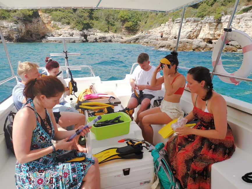 Pula Adventure: Snorkeling Boat Trip & Cliff Jumping - Marina Polesana meetup and getting ready fast