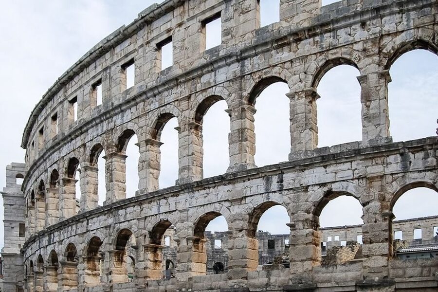 Pula: Arena Entrance Ticket - Entering Pula Arena fast, without turning it into a chore