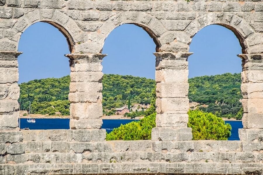 Pula: Arena Entrance Ticket - The Roman amphitheater: why this place still hits hard