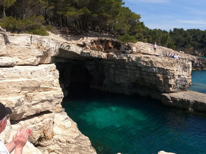 Pula: Bike Tour of Ancient Pula & Aquatic Adventures - Stoja and Grotta dei Colombi: cave, bats, and the swim stop