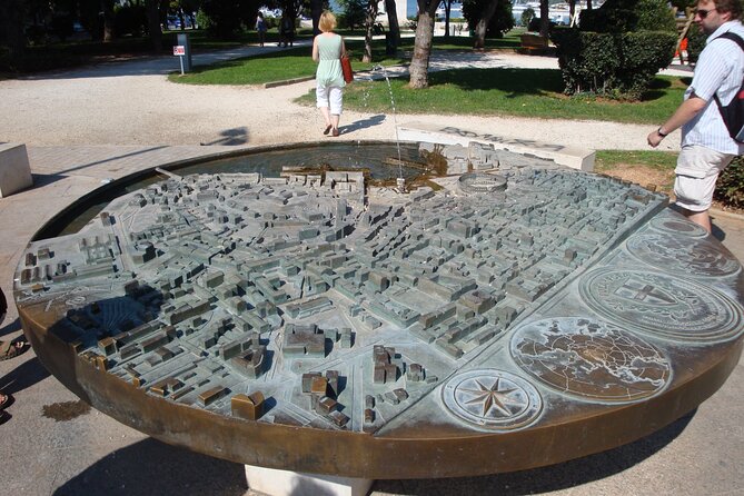 Pula Essentials Walking Tour - Twin Gate and Gate of Hercules: the city’s defenses in stone
