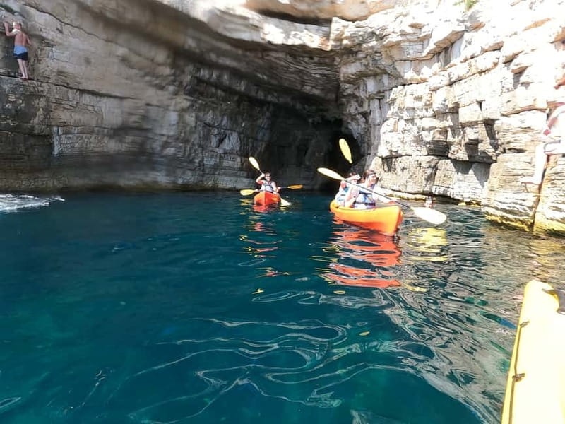Pula: Kayak Tour, Cliff Jumping, Snorkeling & GoPro Pictures - Your 3-hour flow: learn first, then explore inside the canyon