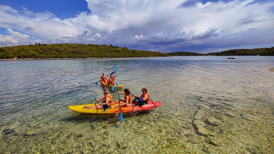 Pula: Muzil Canyon Kayak Tour, Snorkeling and Cliff Jumping - Snorkeling in the Bay: Seeing the Underwater World Without Guesswork