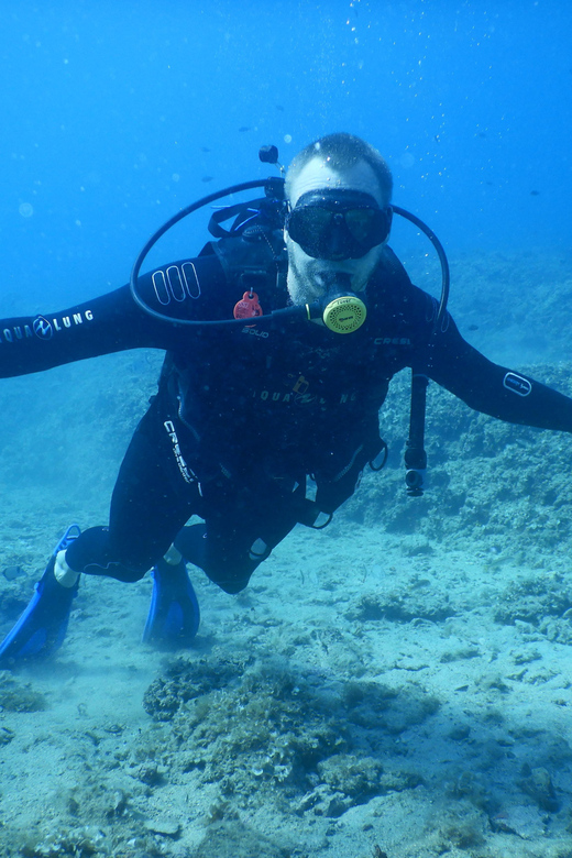 Pula: Private Introduction to Scuba Diving - Getting Ready at the Orca Pula Meeting Point in Verudela
