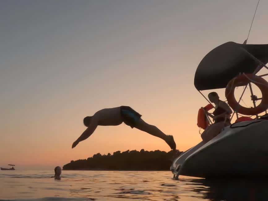 Pula: Sailing into Sunset - Brijuni Views, Drinks & Romance - The Skippers: David and Pawo Set the Tone