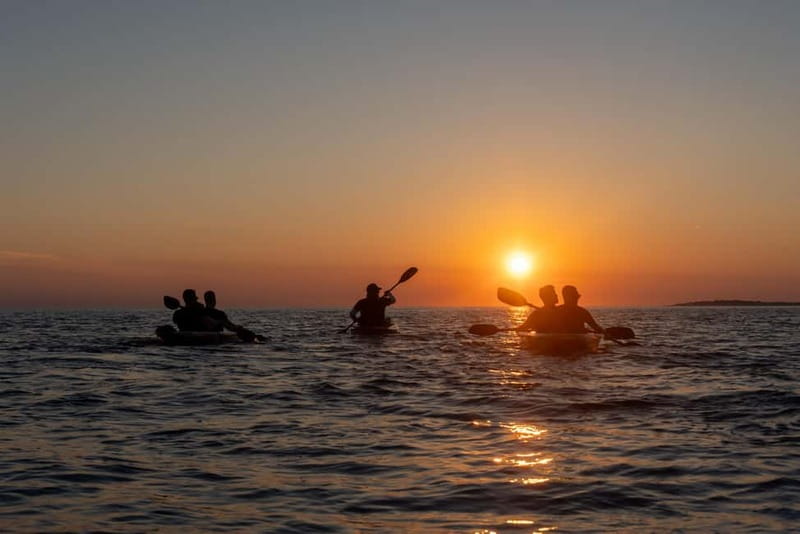 Pula:Sunset Tour By Clear Kayak,Cave,Swim & Cliff Jumping - Meeting at Valovine 1 and heading out by Modo Hotel