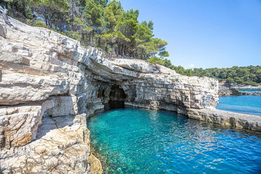 Pula: Swimming & snorkeling Boat Tour - The Calm Bay Swim Stop, Where the Water Does the Work
