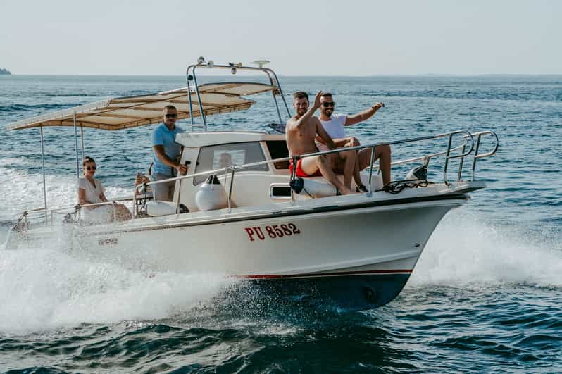 Pula: Swimming & snorkeling Boat Tour - Small-Group Comfort on the Boat, Not a Crowded Stampede