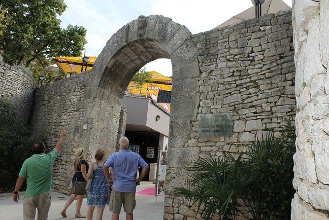 Pula walking tour - How the 90-minute route keeps Pula simple