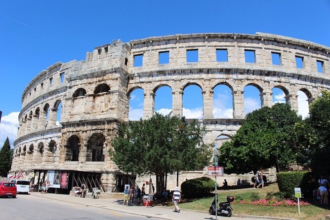 Pula walking tour - Starting at Pula Arena and getting your bearings fast