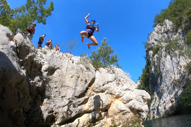 Rafting in a small group with caving & cliff jumping,free photos & videos - Cliff jumping and cave swimming: choose thrills, not stress