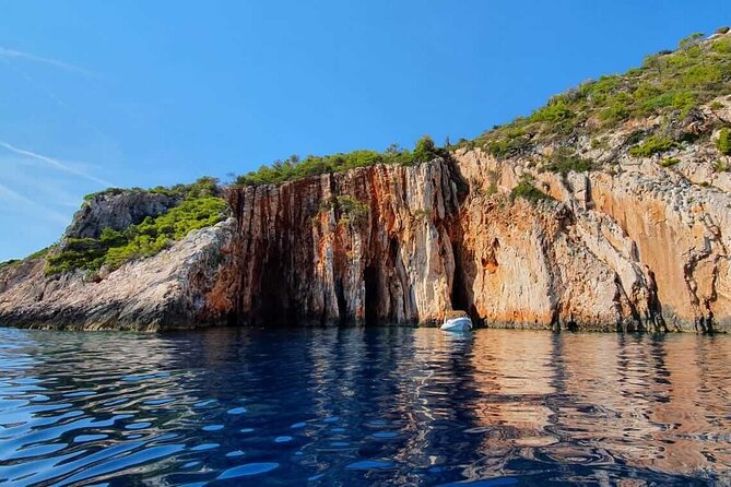 Red Rocks and Hvar Full Day Tour from Split and Brac - Who this tour suits best, and who should think twice
