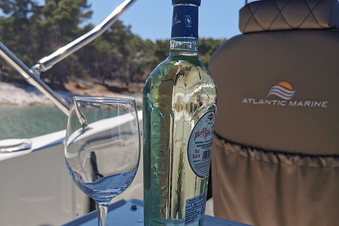 Rent a luxury speed boat for great fun on this Elaphiti Islands tour - Skippers and local storytelling: the human touch