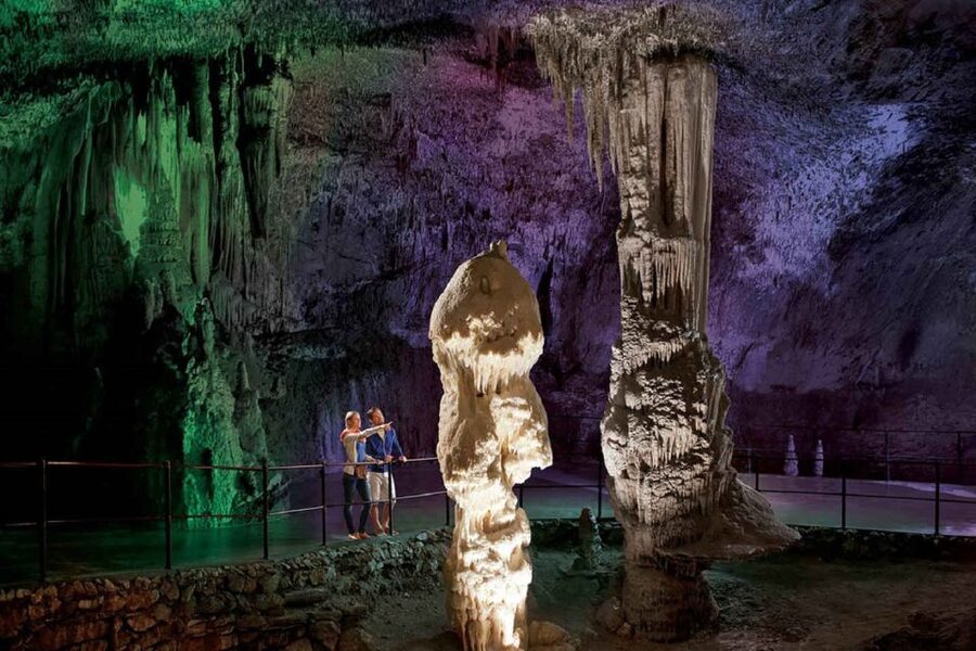 Rijeka: Postojna Cave and Predjama Castle - Key highlights at a glance