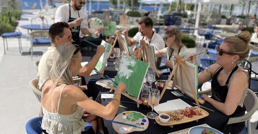 Rovinj: Artafera painting workshops - Paint, wine & more - Who this Rovinj workshop fits best