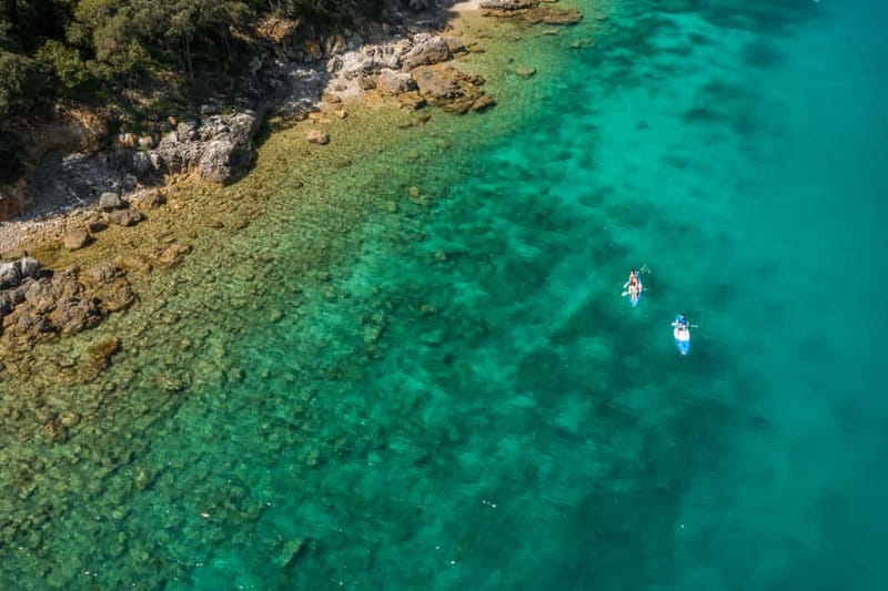 Rovinj Islands: 4-Hour Guided Kayak Tour with drinks - Learning kayak control before the real paddling starts