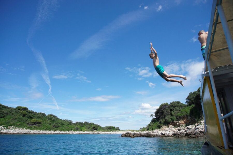 Rovinj Islands Boat Tour with Swimming - Sv. Ivan island: the 1.5-hour stop that turns the day into a swim day