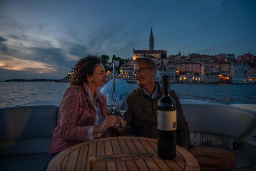 Rovinj: Luxury Old Town Night Cruise with Drinks - Luxury Speedboat Basics: 40 Minutes, Small Group, Big Views