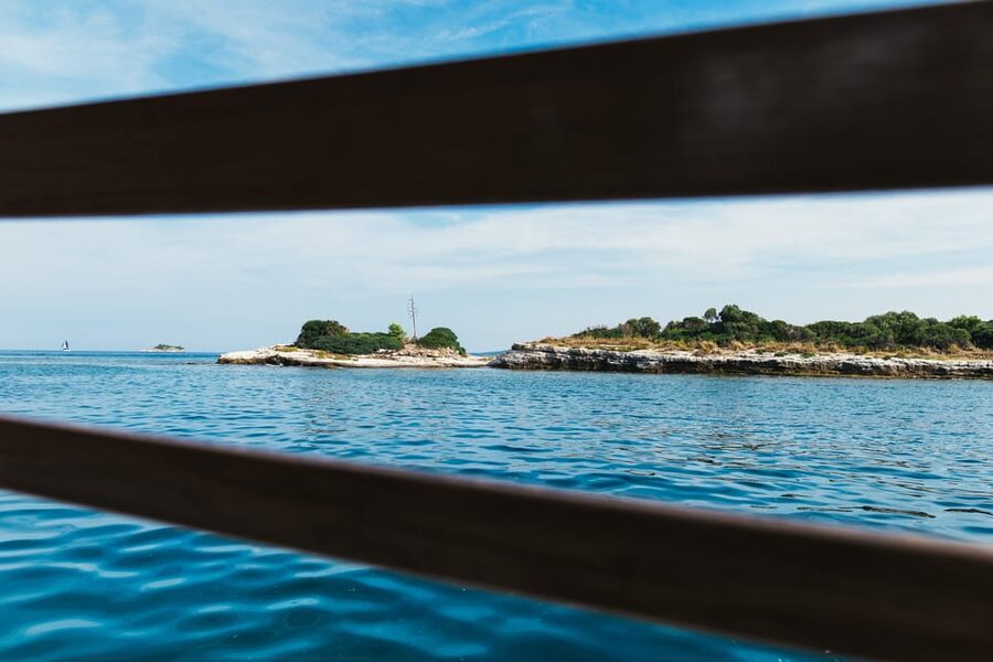 Rovinj: Sunset Cruise with Swim Stop, Drinks, and Fruits - What to bring so the swim stop is effortless