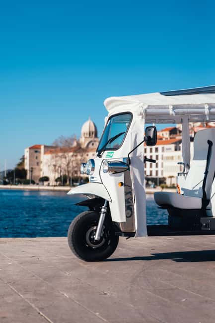 Šibenik: 3 hours City&wine tour, tasting and fortresses inc - Poljana, Dolac, and the Riva waterfront, what you see from the road