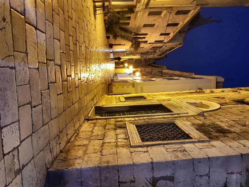 Sibenik: Guided Evening Walking Tour - St. Krševan and the oldest church feeling