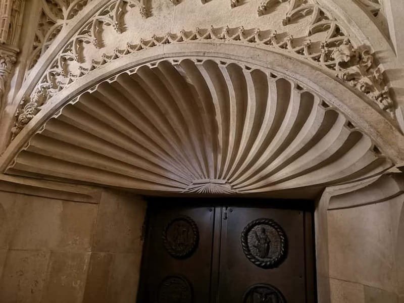 Šibenik: Medieval Night Walking Tour - The Column of Shame and Other Hard-Edged Local Tales