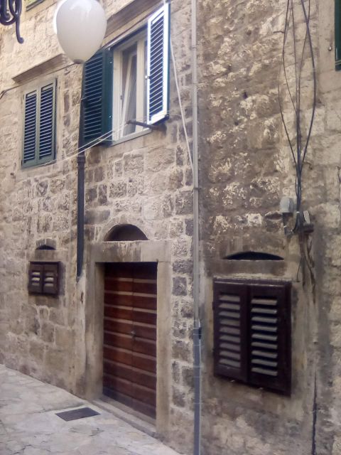 Šibenik walking tour in one hour! - Walking Kalelarga, Šibenik’s main street