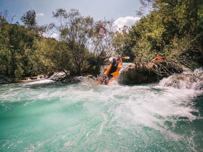 Slunj: River and Waterfalls Kayaking on Mrežnica river - Timing and the meet-up at Hotel Mirjana and Rastoke