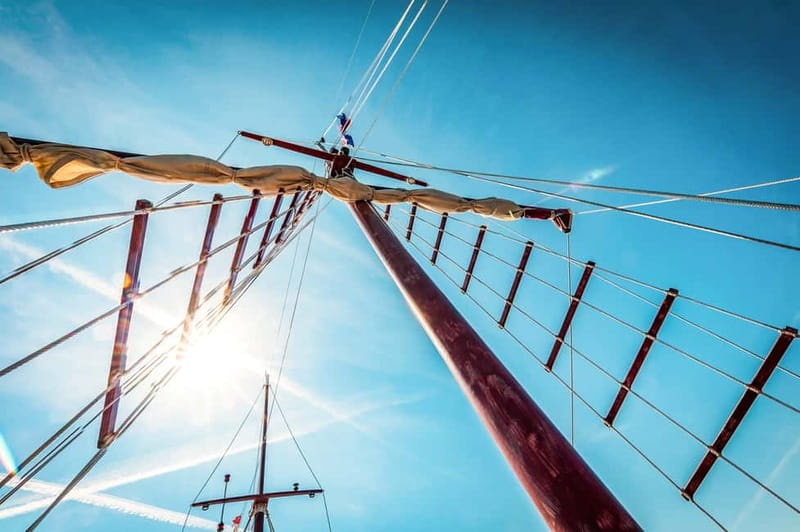 Split: 3 Island & Blue Lagoon Cruise with Lunch & Drinks - Food and Drinks: Why the $106 Price Can Feel Fair