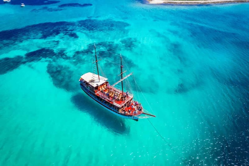 Split: 3 Island & Blue Lagoon Cruise with Lunch & Drinks - Morning Fuel: Croissants, Coffee, and Easy Sailing Out of Split