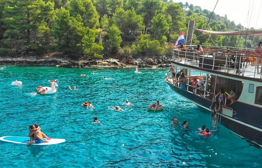 Split: All inclusive Brač & Šolta Island Swimming Cruise - Open Bar, Water Toys, and the Simple Pleasure of Being Looked After