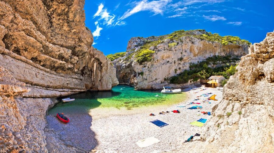 Split: Blue Cave & Hvar Small-Group Speedboat Tour - Pakleni Islands to Hvar Town: Fortress Views Plus Real Time to Wander