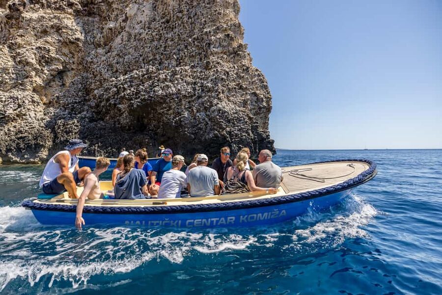 Split: Blue Cave, Vis and Hvar Small Group Speedboat Tour - Biševo’s Blue Cave: how the timing and ticket work
