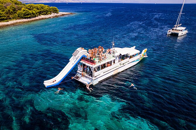 Split: Blue Lagoon, 3-Island Boat Tour & Mediterranean Lunch - Short Island Hops on Šolta and the Quick Wreck View