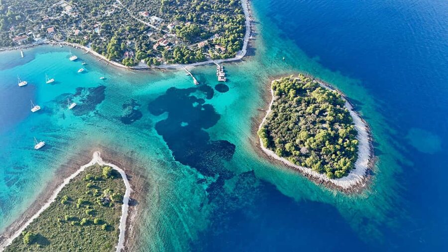 Split: Blue Lagoon & 3 Island Cruise with Snorkeling - Who should book this and who should skip it