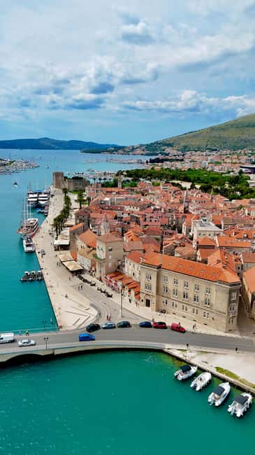 Split: Blue Lagoon & 3 Island Cruise with Snorkeling - Trogir UNESCO stop: fortress views and cathedral details