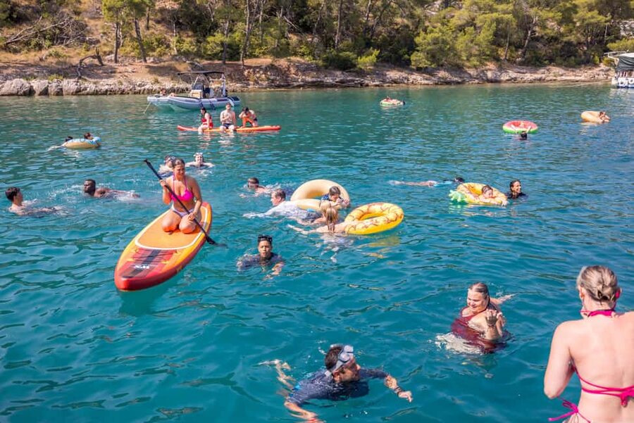 Split: Blue Lagoon & 3 Islands hopping with Lunch & Drinks - From St. Nicholas Pier to Čiovo: start with coffee and sea views