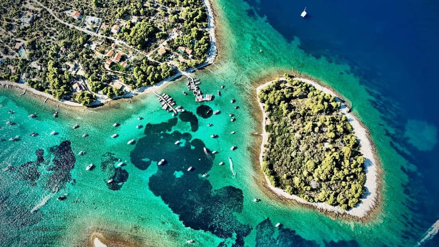 Split: Blue Lagoon & 3 Islands – Premium Speedboat Trip - Blue Lagoon Swimming and Snorkeling: Clear Water Time Without the Fuss