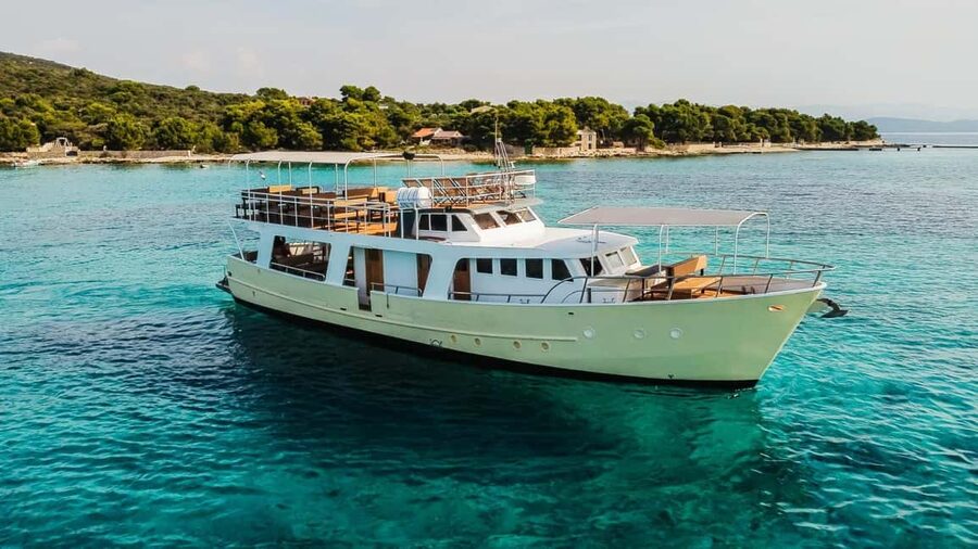 Split: Blue Lagoon and 3 Island Cruise with Food and Drinks - Čiovo and Borko Beach Bar: Swim Breaks Plus a Proper Change of Pace