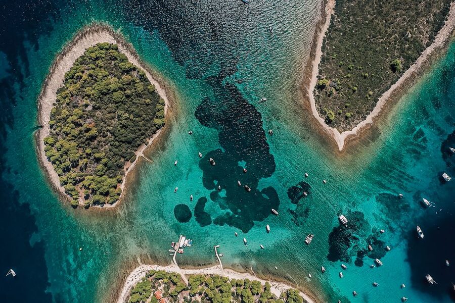 Split: Blue Lagoon and 3 Islands Speedboat Tour - Should you book the Split Blue Lagoon and 3 Islands speedboat tour?