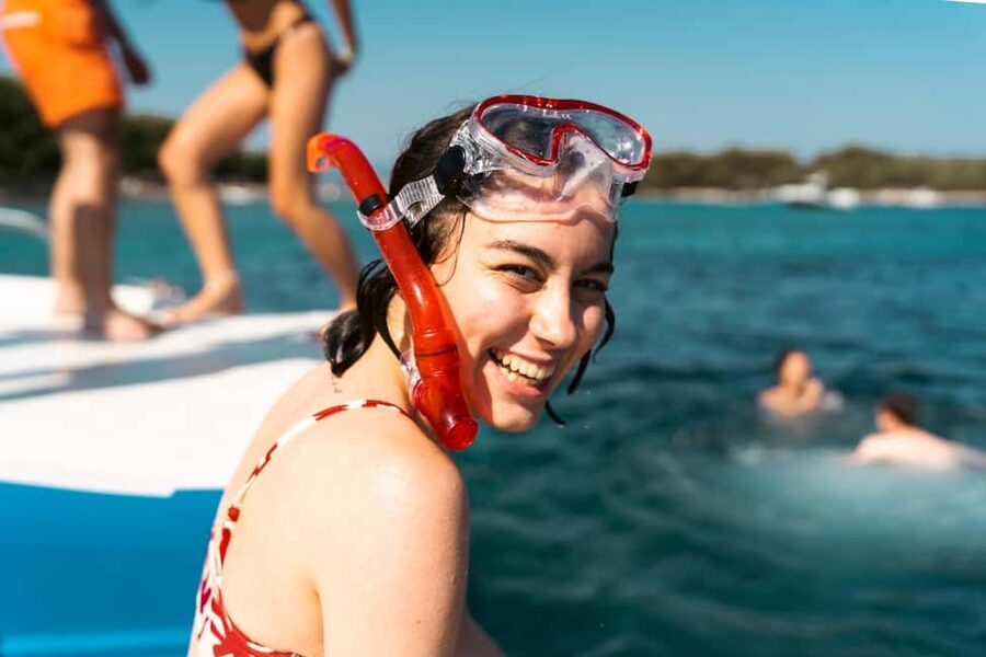 Split: Blue Lagoon and 3 Islands Speedboat Tour - The speedboat reality check: wind, bumpy moments, and slippery floors