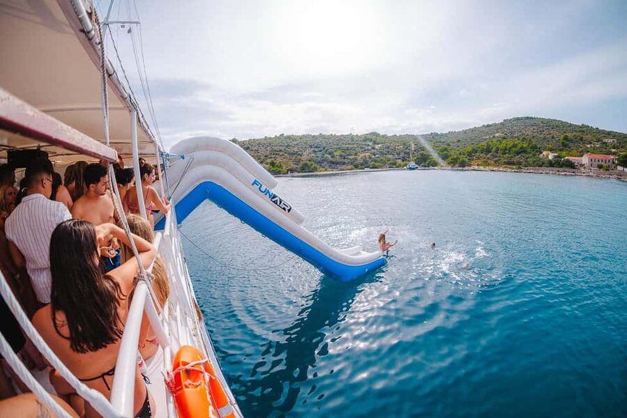 Split: Blue Lagoon Boat Party, Djs, Swim, Shots & AfterParty - Split sunset and the quick bar break: how the tour shifts gears