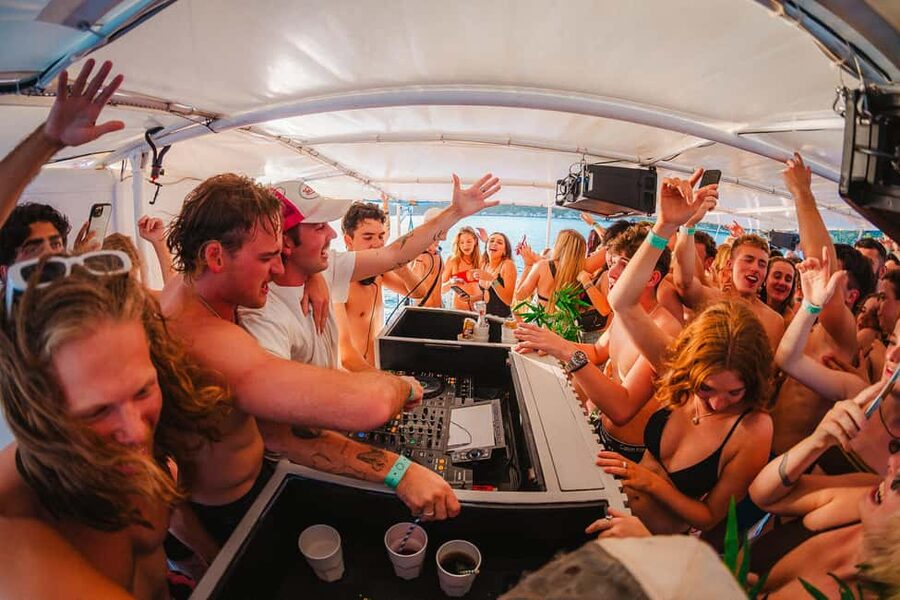 Split: Blue Lagoon Boat Party, Djs, Swim, Shots & AfterParty - Meeting at the Franji Tudman monument and the Inbox Bar check-in reality