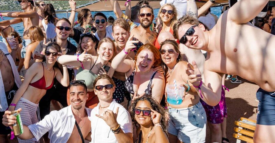 Split: Blue Lagoon Boat Party with DJs, Shots & After Party - The Afterparty Club: Priority Entry Changes the Mood