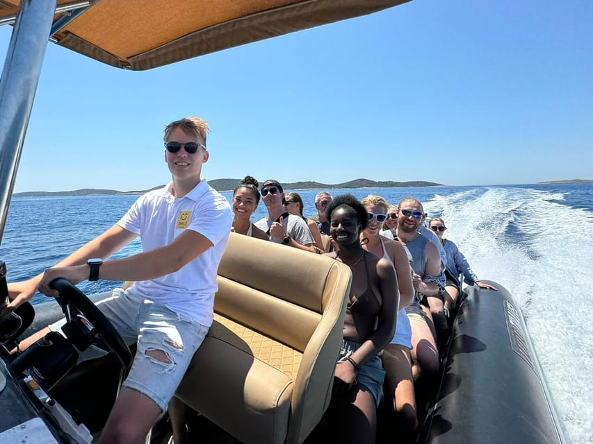 Split: Blue Lagoon, Hvar and 6 Islands Small Group Boat Tour - Maslinica on Šolta: The Calm Stop That Makes the Day Feel Real