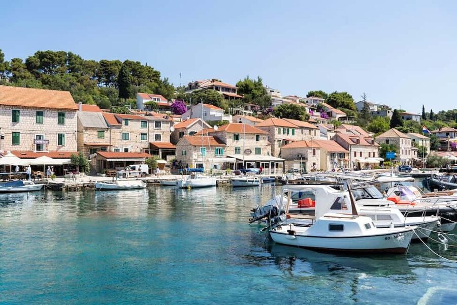 Split: Blue Lagoon, Trogir & Solta Speedboat Tour - The 30-minute ride: get your sea legs and your best views